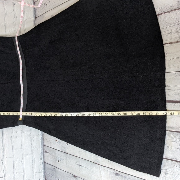 ISAAC MIZRAHI Sleeveless Lined Wool Blend Little Black Dress - Picture 13 of 15